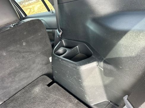 Used 2018 Ford Explorer XLT w/ Equipment Group 202A image 47