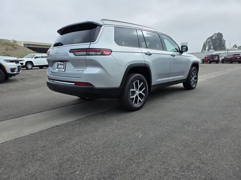 New 2025 Jeep Grand Cherokee L Limited w/ Trailer Tow Package image 7