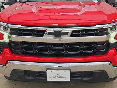 Used 2022 Chevrolet Silverado 1500 LT RWD image 6