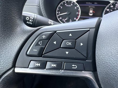 Used 2024 Nissan Sentra SV image 25