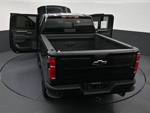 Used 2026 Chevrolet Silverado 2500 High Country w/ High Country Premium Package AWD/4WD image 31