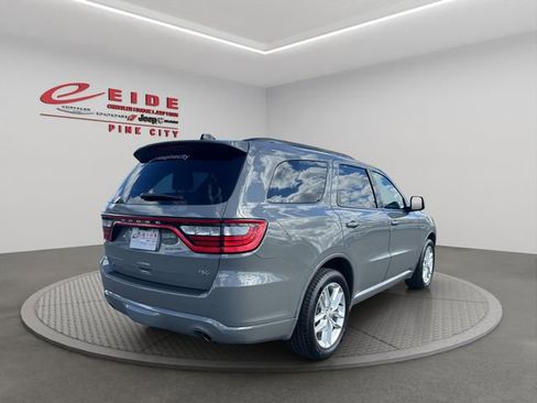 Used 2025 Dodge Durango R/T AWD/4WD image 6