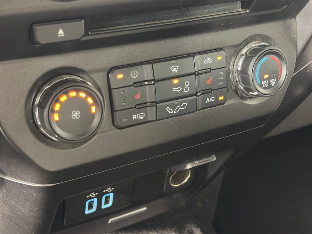 Used 2018 Ford F150 XLT w/ Equipment Group 302A Luxury AWD/4WD image 21