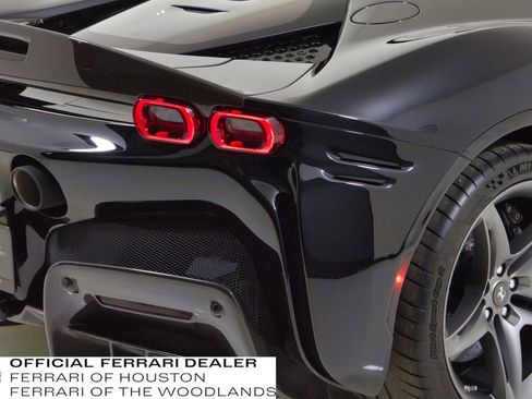 Used 2021 Ferrari SF90 Stradale image 27