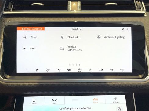 Used 2019 Land Rover Range Rover Velar R-Dynamic SE AWD/4WD image 52