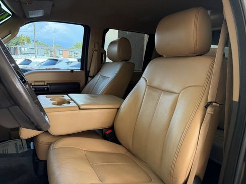 Used 2016 Ford F350 Lariat w/ Lariat Interior Package AWD/4WD image 6