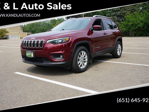 Used 2019 Jeep Cherokee Latitude w/ Cold Weather Group AWD/4WD image 1