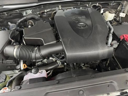 Used 2022 Toyota Tacoma TRD Sport RWD image 47