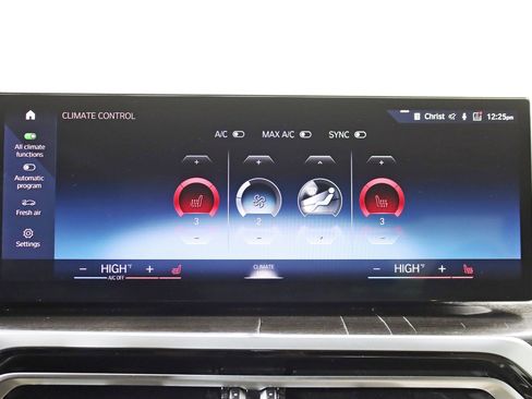 Used 2023 BMW 330i Sedan w/ Premium Package image 21