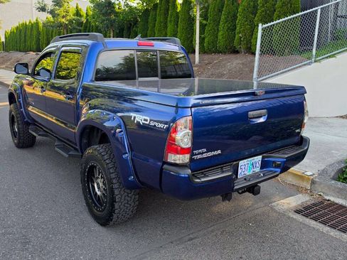 Used 2015 Toyota Tacoma 4x4 Double Cab w/ TRD Sport Package image 7