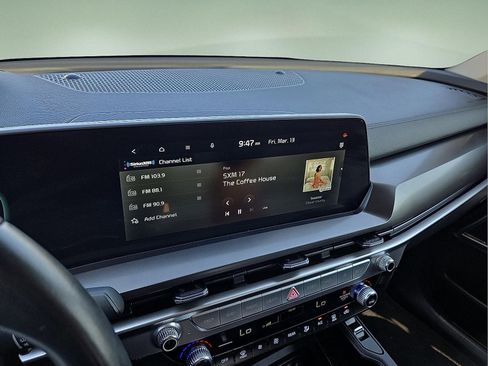 Used 2024 Kia Telluride S w/ S Sunroof Package image 17