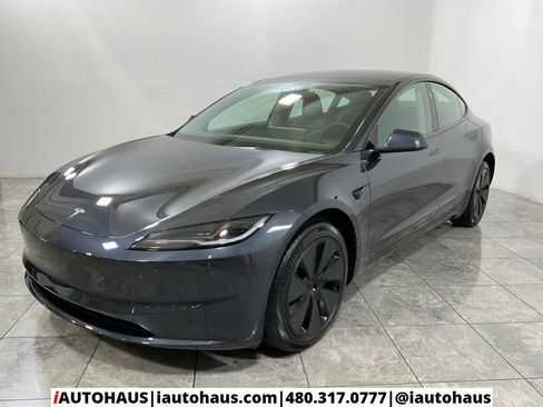 Used 2025 Tesla Model 3 Long Range image 2