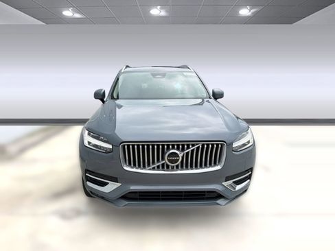 Used 2023 Volvo XC90 B6 Plus w/ Protection Package Premier AWD/4WD image 6
