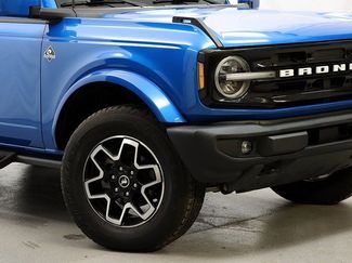 Used 2023 Ford Bronco Outer Banks video 3