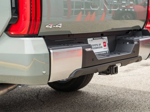 New 2026 Toyota Tundra Limited AWD/4WD image 9