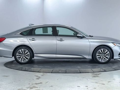 Used 2020 Honda Accord Touring image 8
