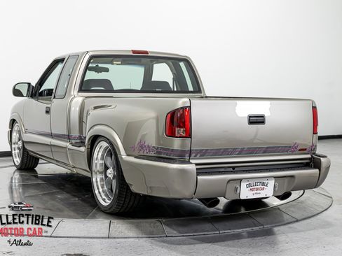 Used 2000 Chevrolet S10 Pickup LS w/ Preferred Equipment Group RWD image 14