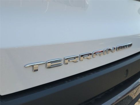 New 2027 GMC Terrain Elevation w/ Elevation Premium Package FWD image 5