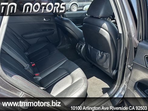 Used 2017 Kia Optima SX FWD image 9