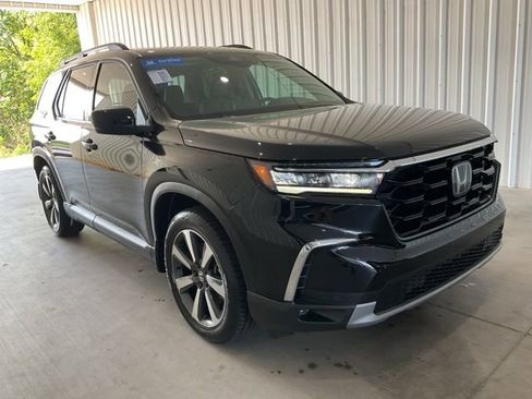Certified 2023 Honda Pilot Touring image 30