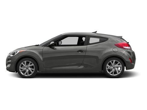 Used 2016 Hyundai Veloster FWD image 3