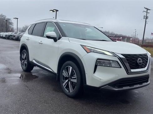 Certified 2023 Nissan Rogue SL w/ SL Premium Package image 2