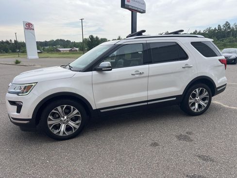 Used 2018 Ford Explorer Platinum AWD/4WD image 5