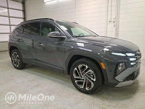 Certified 2025 Hyundai Tucson Limited image 1