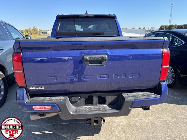 Used 2024 Toyota Tacoma SR5 AWD/4WD image 7
