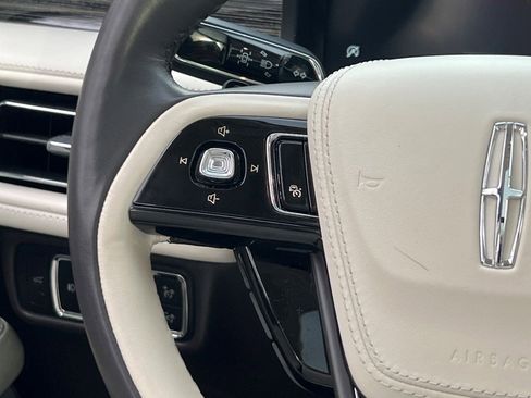 Used 2023 Lincoln Aviator Black Label image 22