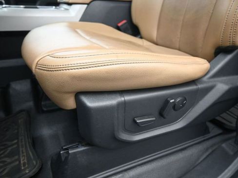 Used 2022 Ford F350 Lariat w/ Lariat Ultimate Package image 15