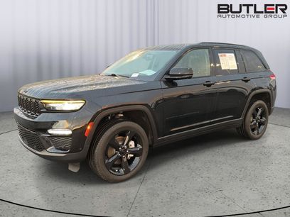 Used 2023 Jeep Grand Cherokee Limited w/ Luxury Tech Group II