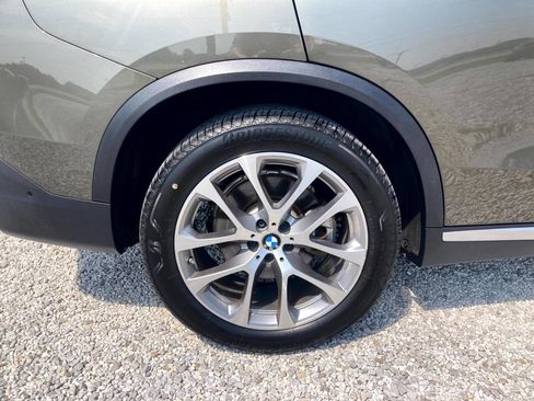 Used 2020 BMW X5 xDrive40i w/ Premium Package image 26