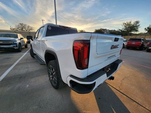 Used 2024 GMC Sierra 1500 AT4 w/ Technology Package image 6