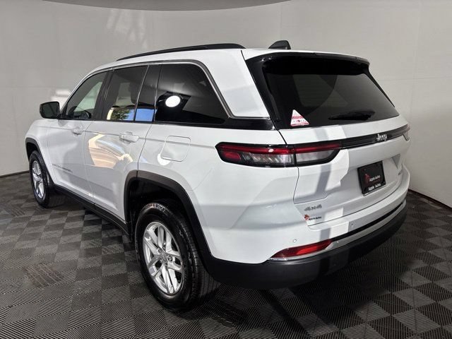 New 2026 Jeep Grand Cherokee Laredo X AWD/4WD image 4