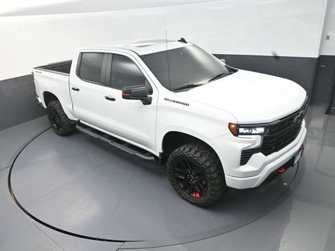 Used 2024 Chevrolet Silverado 1500 RST w/ Redline Edition AWD/4WD image 14