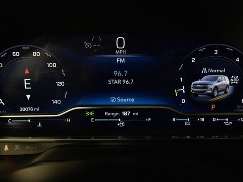 Certified 2024 Chevrolet Tahoe LT w/ LT Signature Package image 32