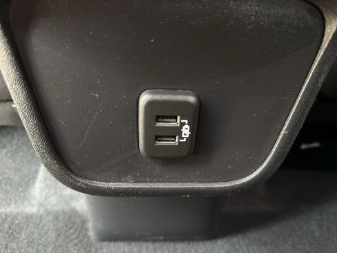 Used 2020 Chevrolet Equinox LT FWD image 31