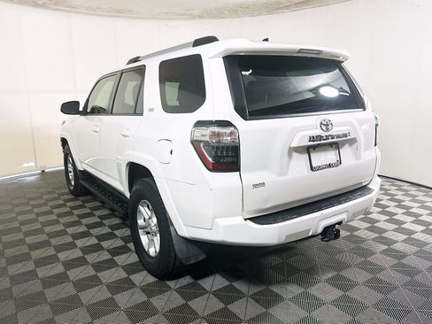 Used 2021 Toyota 4Runner SR5 Premium AWD/4WD image 5