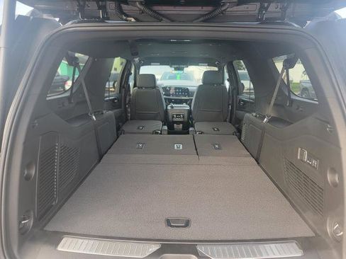New 2026 Chevrolet Suburban High Country AWD/4WD image 20