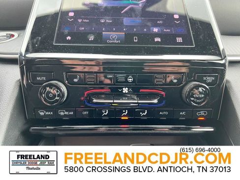 New 2025 Jeep Grand Cherokee L Laredo w/ Luxury Tech Group I image 25