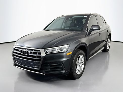 Used 2019 Audi Q5 2.0T Premium w/ Convenience Package AWD/4WD image 4