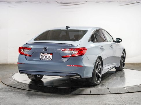 Used 2022 Honda Accord Sport image 4