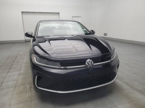 Used 2025 Volkswagen Jetta SE FWD image 14