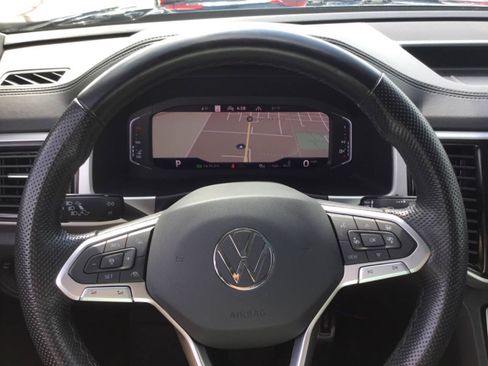 Used 2023 Volkswagen Atlas SEL Premium R-Line AWD/4WD image 9
