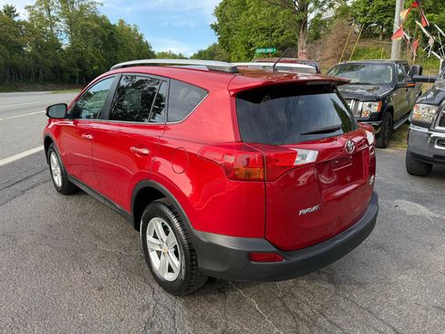 Used 2014 Toyota RAV4 XLE AWD/4WD image 5