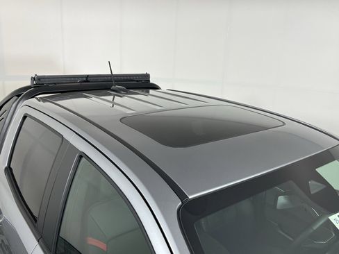 New 2025 Chevrolet Colorado Z71 w/ Midnight Edition image 12