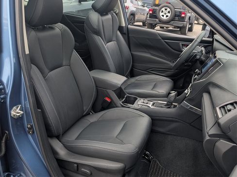 Used 2023 Subaru Forester Touring image 20