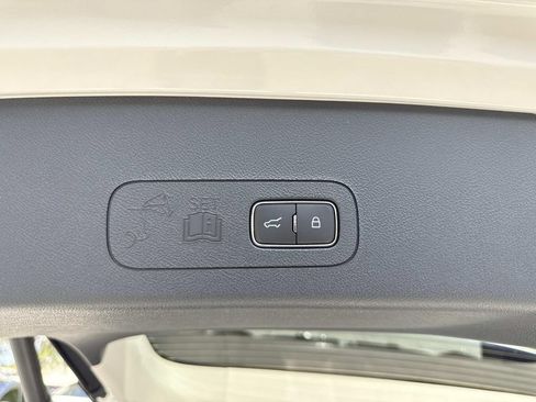 New 2026 Lincoln Aviator 2WD image 12