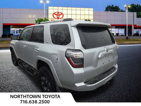 Used 2019 Toyota 4Runner SR5 image 3